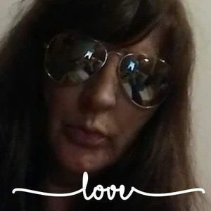 Meet your Posher, Diana